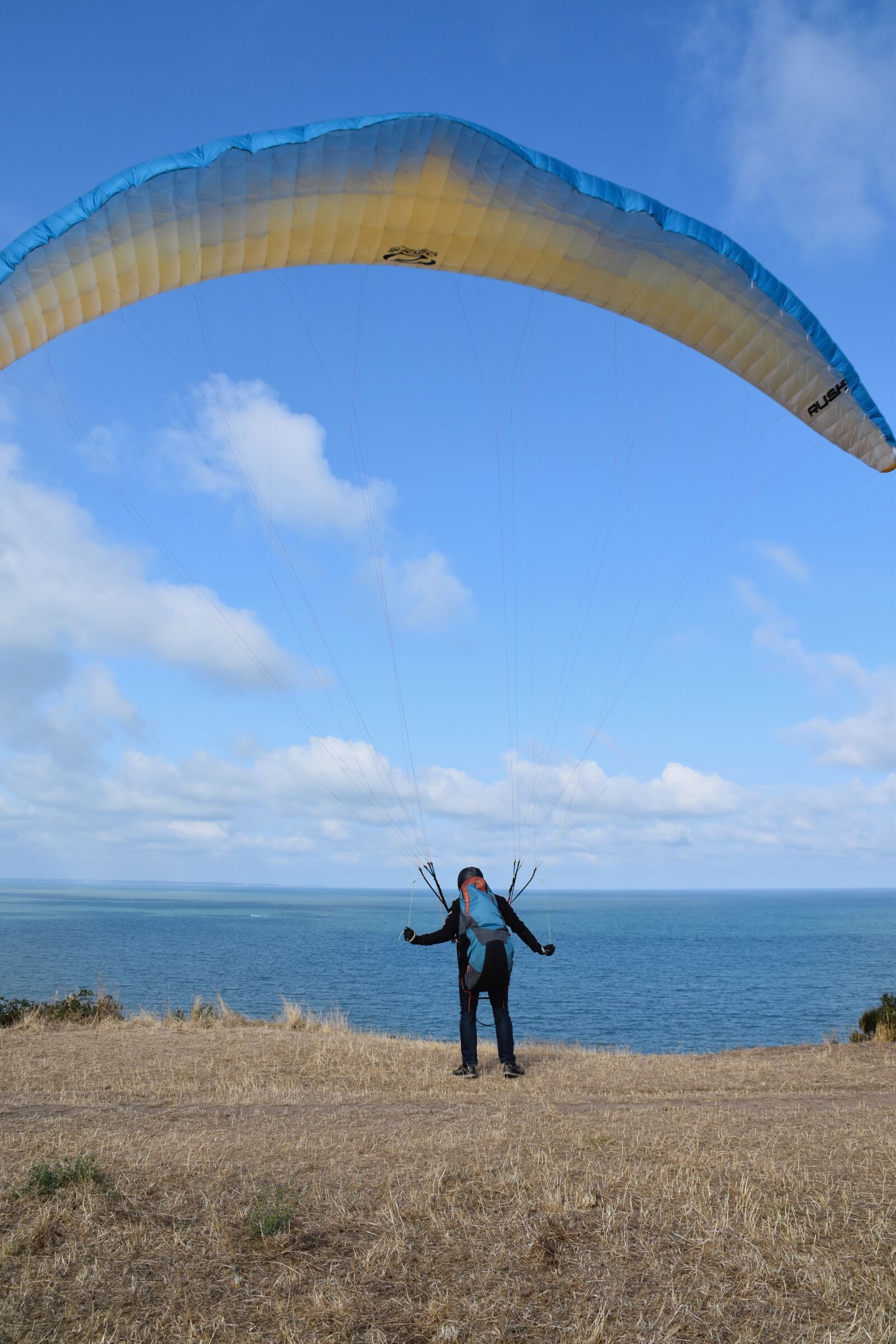 Nikon D5600 sample photo. Paragliding, paraglider, to prepare photography