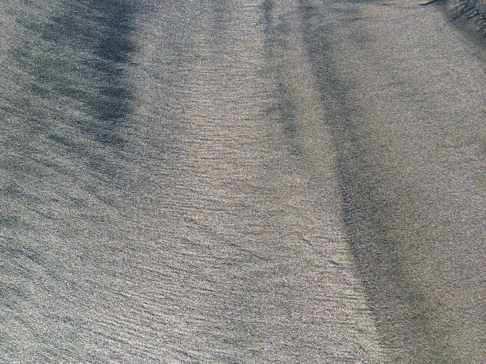 iPhone 5s back camera 4.12mm f/2.2 sample photo. Sandy, shore, ocean photography