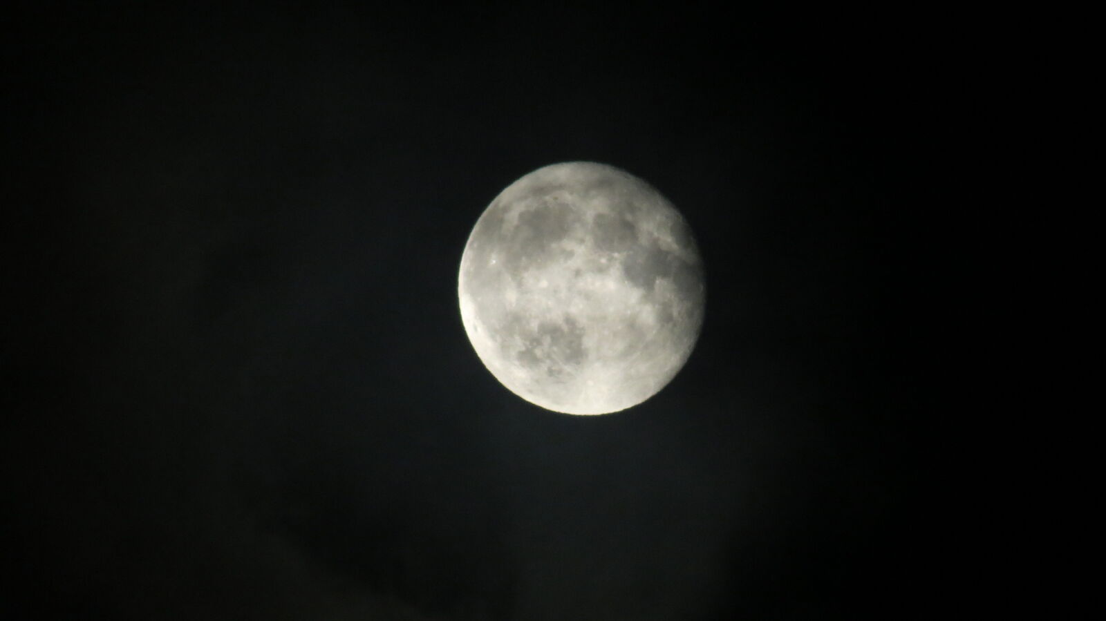 Canon PowerShot SX40 HS sample photo. Moon photography