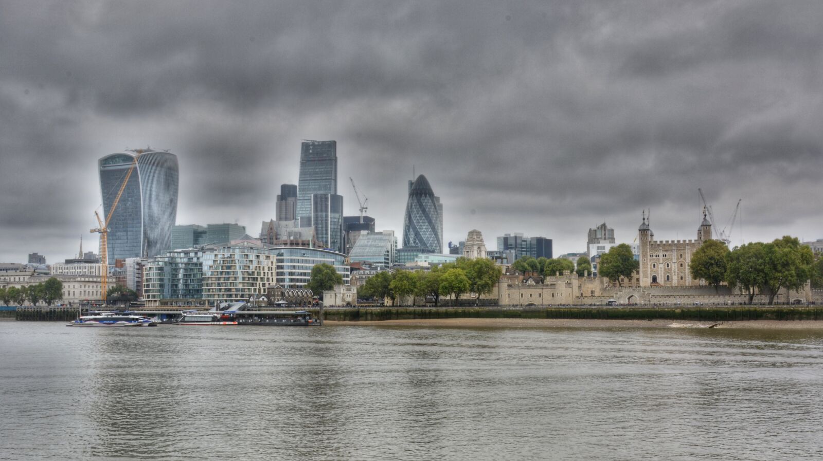 Nikon D5200 sample photo. London, dramatic, skyline photography