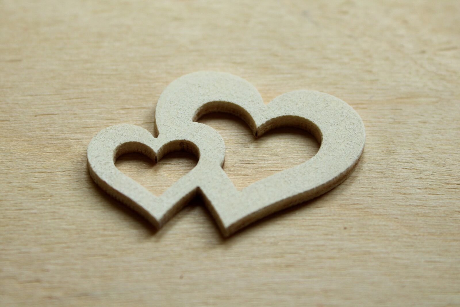 Canon EOS 1200D (EOS Rebel T5 / EOS Kiss X70 / EOS Hi) sample photo. Heart, related, symbol photography