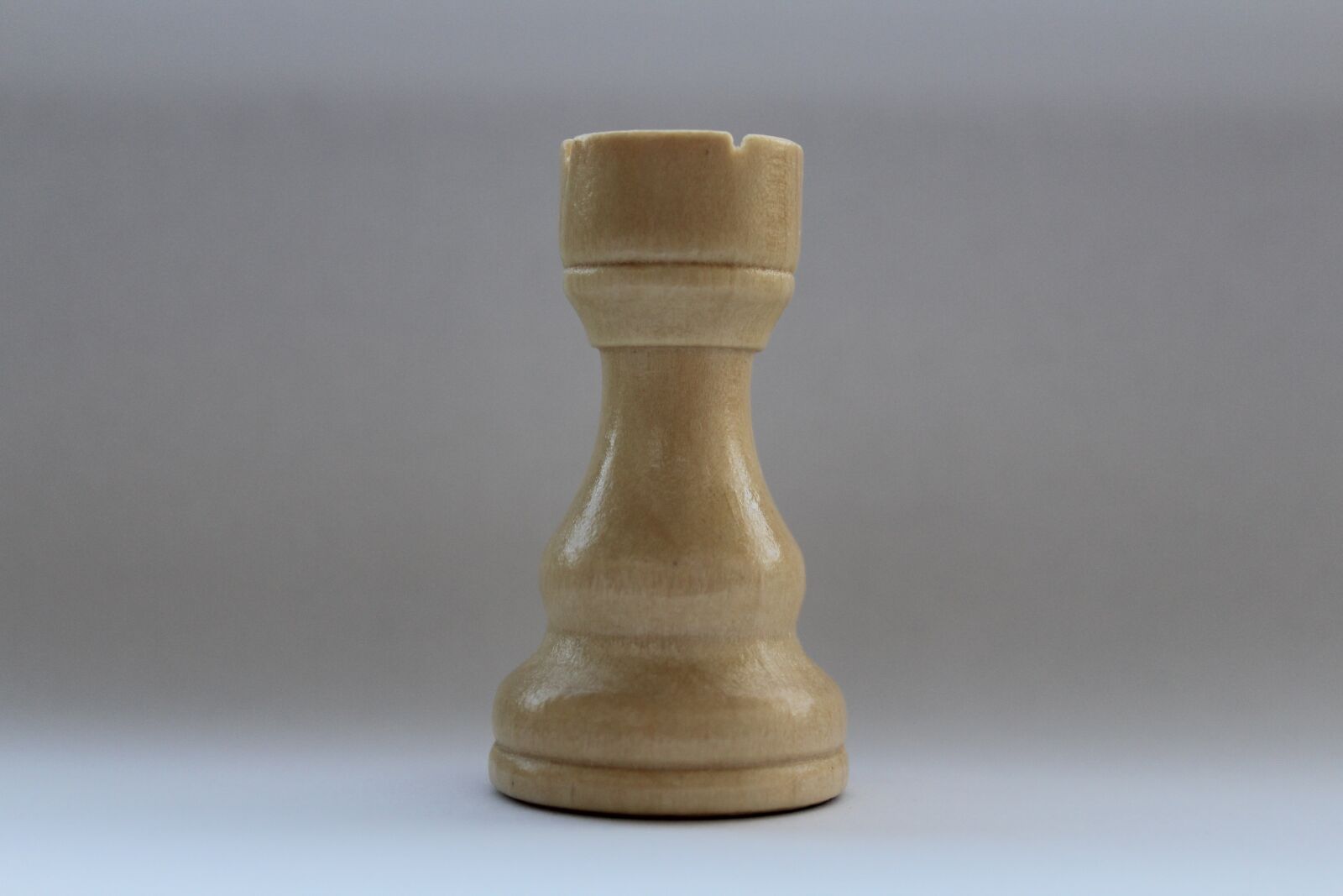 Canon EOS 600D (Rebel EOS T3i / EOS Kiss X5) sample photo. Castle, white castle, chess photography