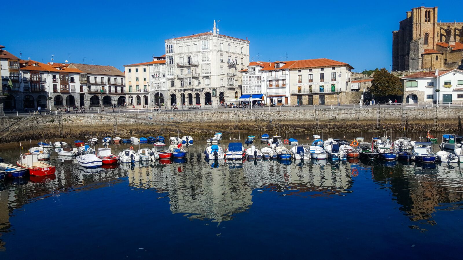 Samsung Galaxy S6 sample photo. Castro urdiales, cantabria, spain photography