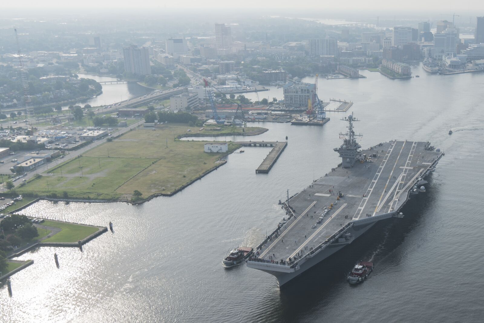 Sony a7R II + Sony FE 24-70mm F2.8 GM sample photo. Uss harry s, truman photography