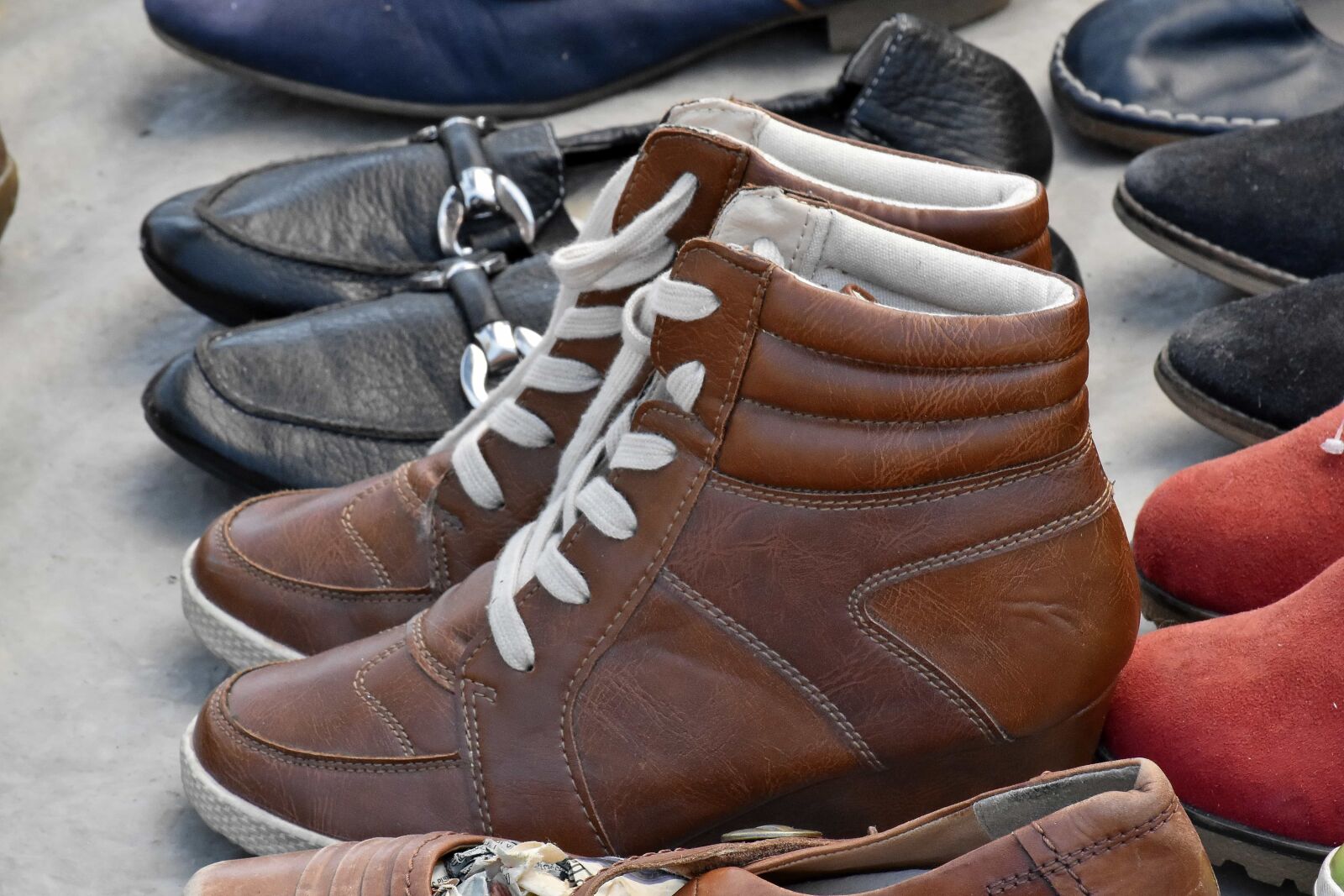 Nikon D5500 sample photo. Boot, shoes, pair, leather photography