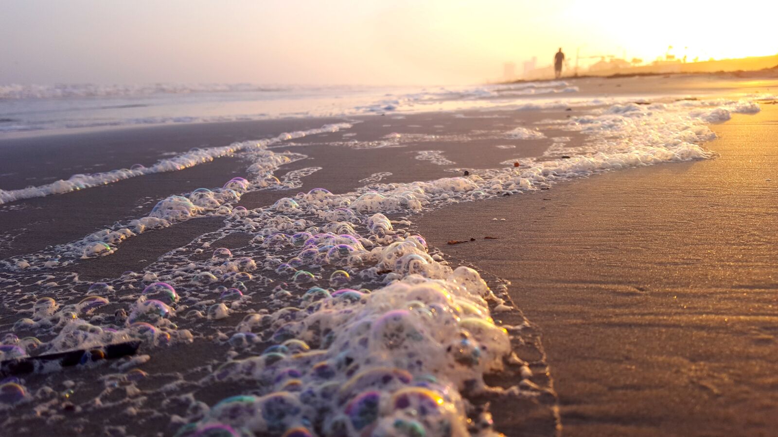 Samsung Galaxy S6 sample photo. Ocean, waves, bubbles photography