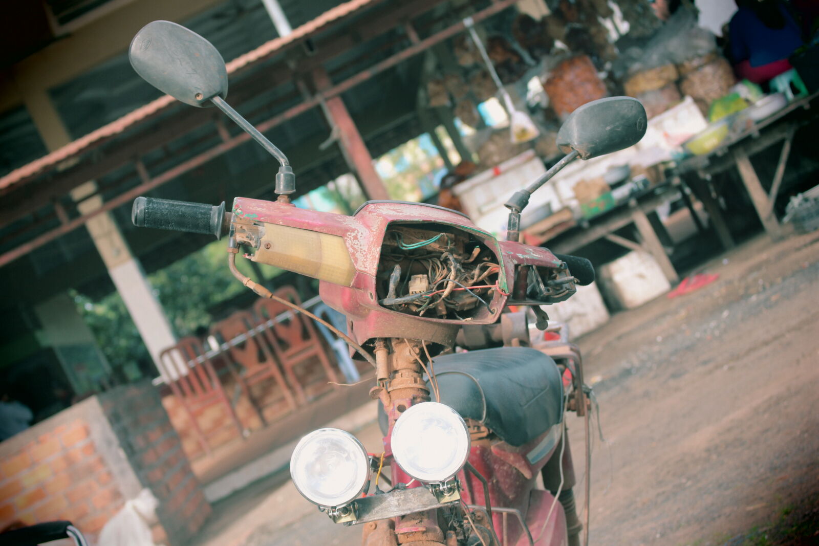 Canon EOS 700D (EOS Rebel T5i / EOS Kiss X7i) sample photo. Moto photography