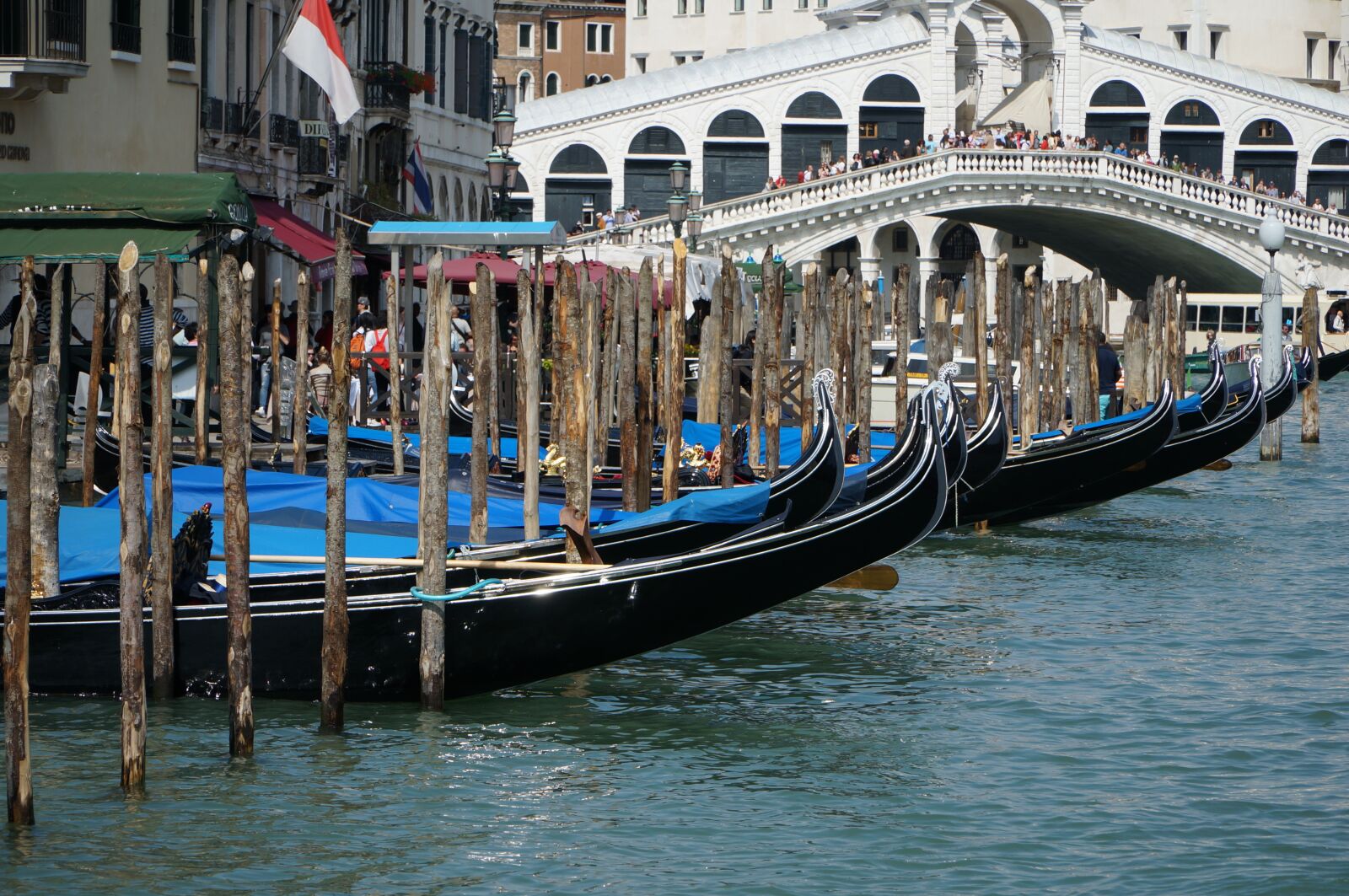 Sony Alpha NEX-6 sample photo. Venice, gondola, rialto photography