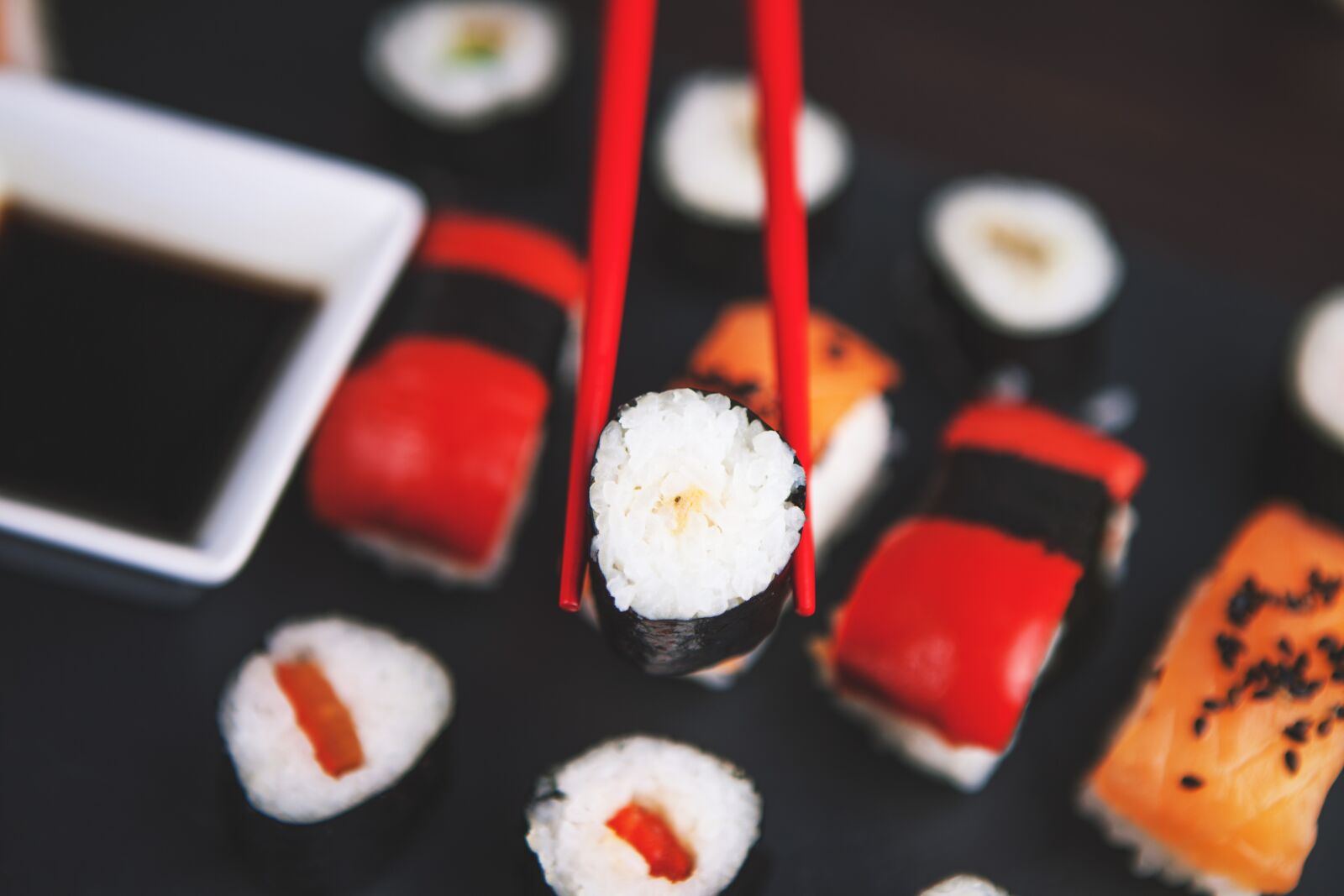Canon EOS 5D Mark II sample photo. Sushi, dinner, meal photography