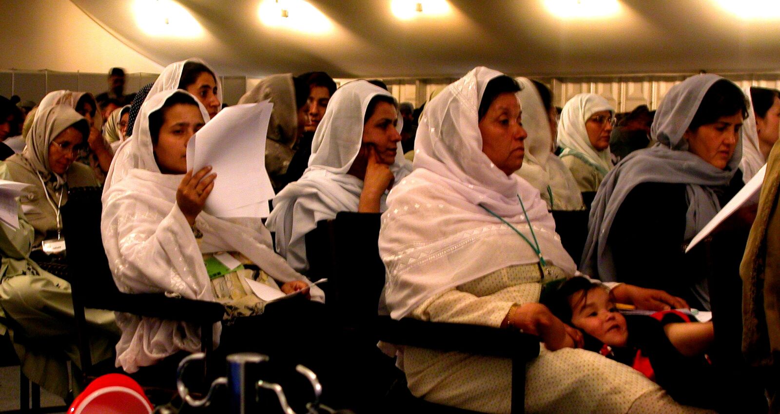 Nikon E5000 sample photo. Afghanistan, men, women, delegates photography