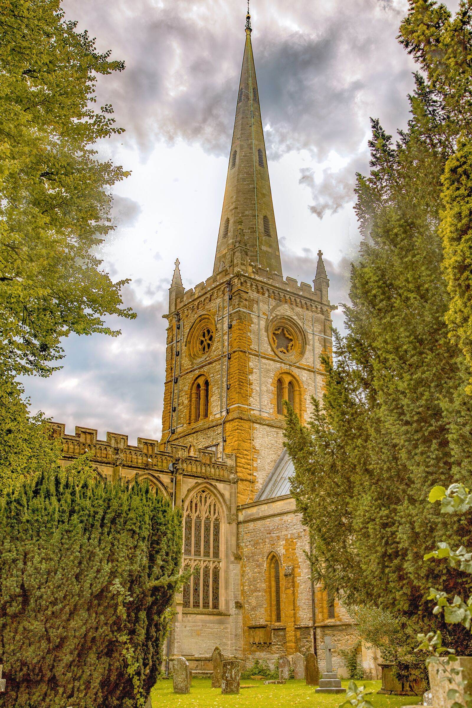 Canon EF 24-105mm F4L IS USM sample photo. Holy trinity church, stratford photography