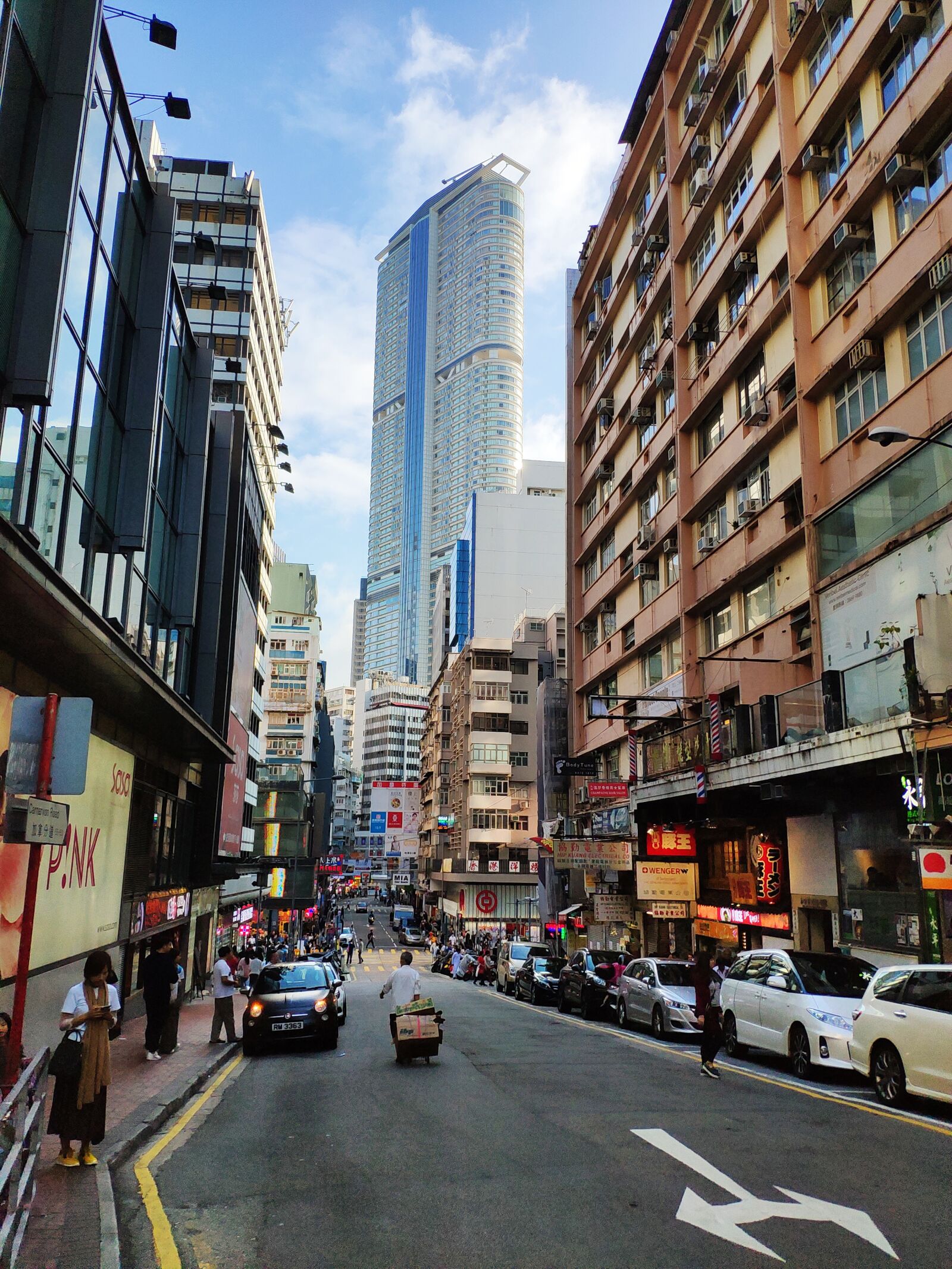 Xiaomi MI 8 sample photo. Street view, road, downtown photography