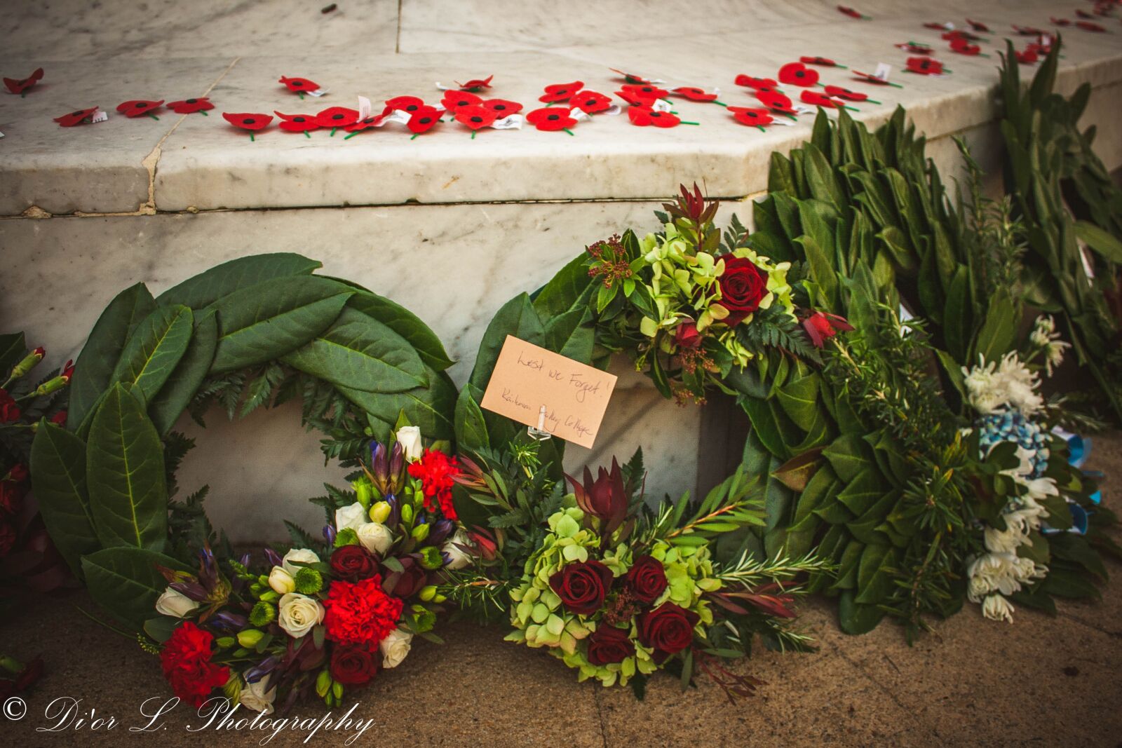 Canon EOS 400D (EOS Digital Rebel XTi / EOS Kiss Digital X) sample photo. Anzac day, memorial, remembrance photography