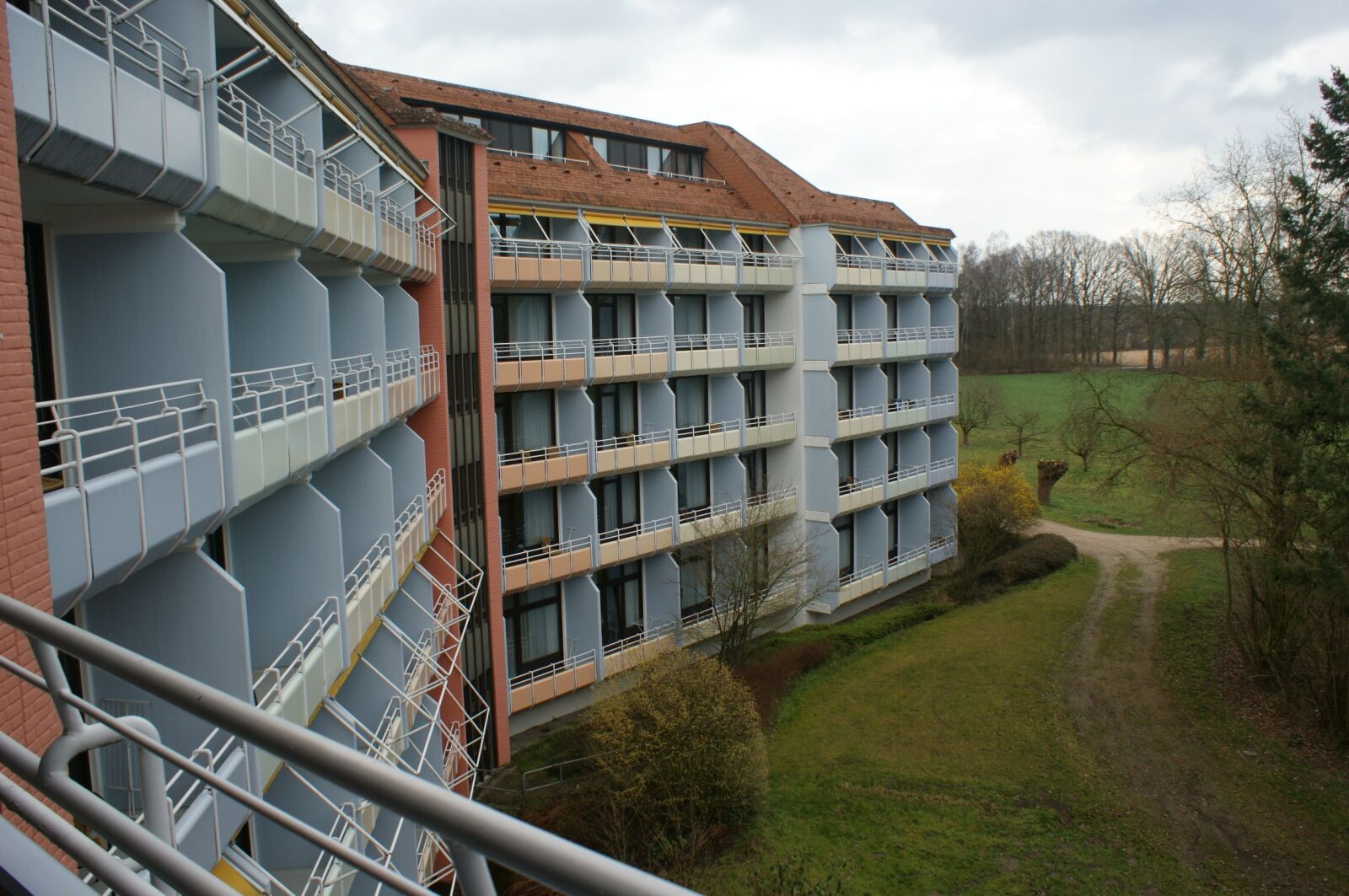 Sony Alpha DSLR-A350 sample photo. Clinic, eichholz, rehab photography