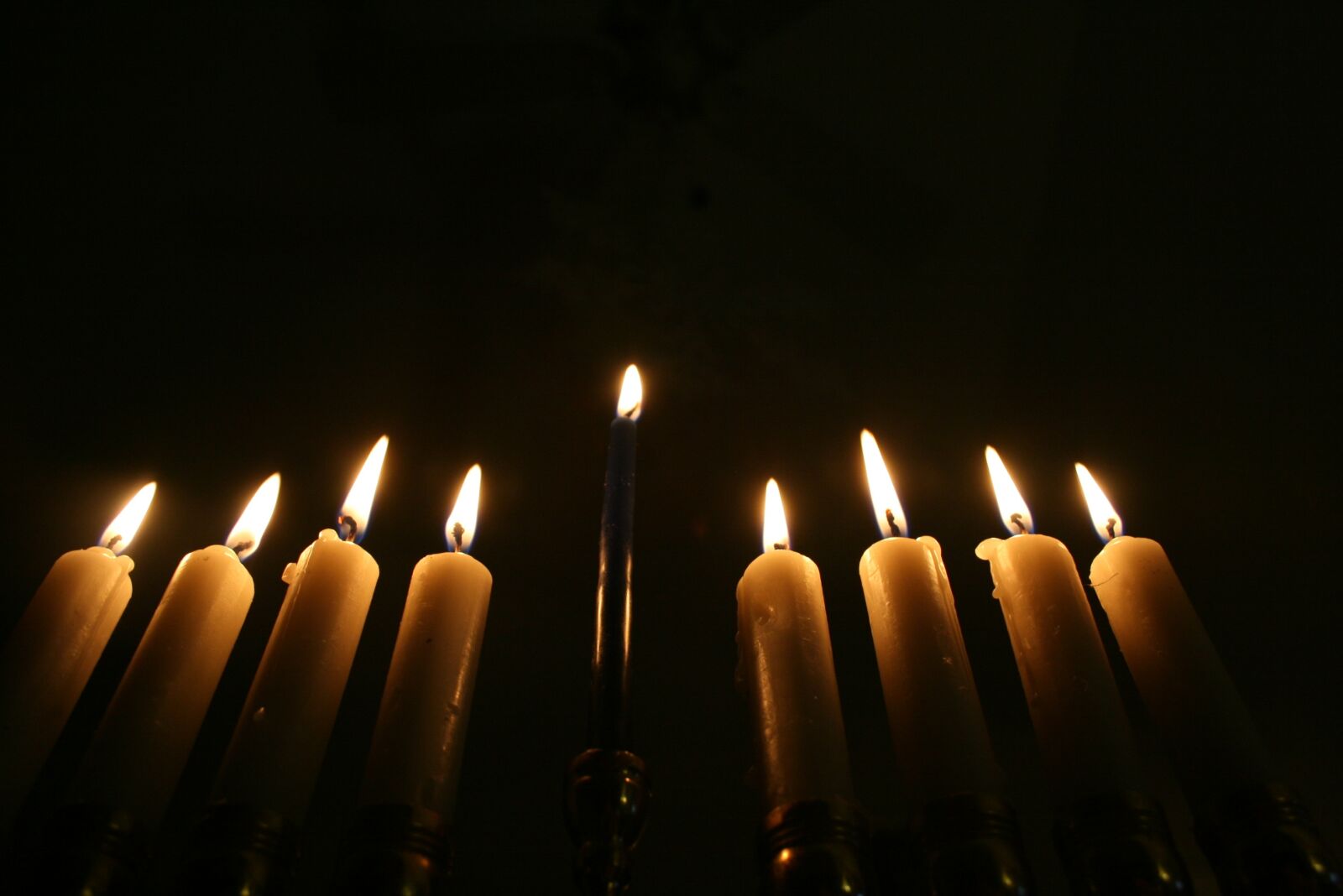 Canon EOS 400D (EOS Digital Rebel XTi / EOS Kiss Digital X) sample photo. Jewish, hanukah, festival photography