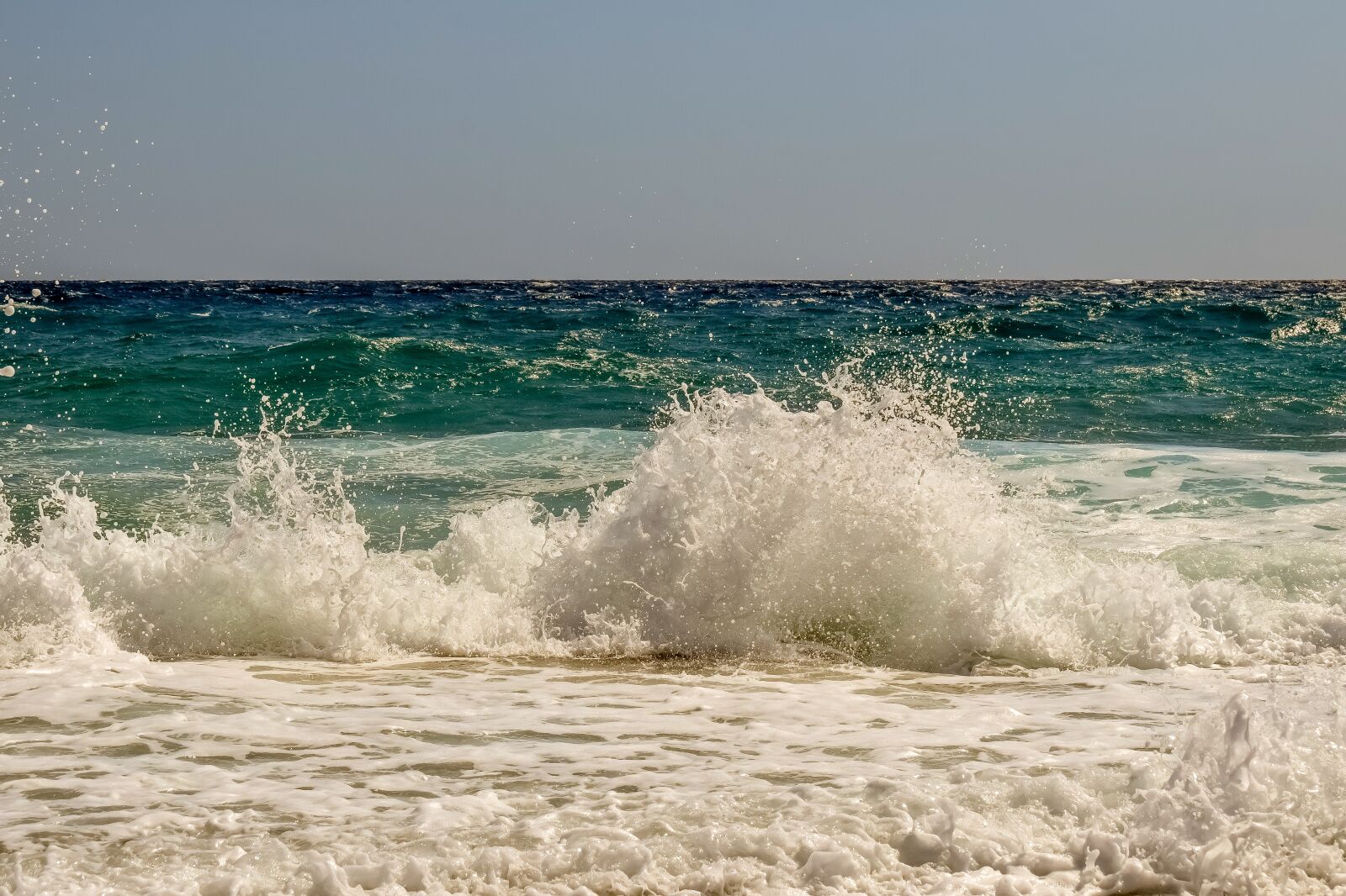 Nikon D3300 sample photo. Coast, wave, crashing photography