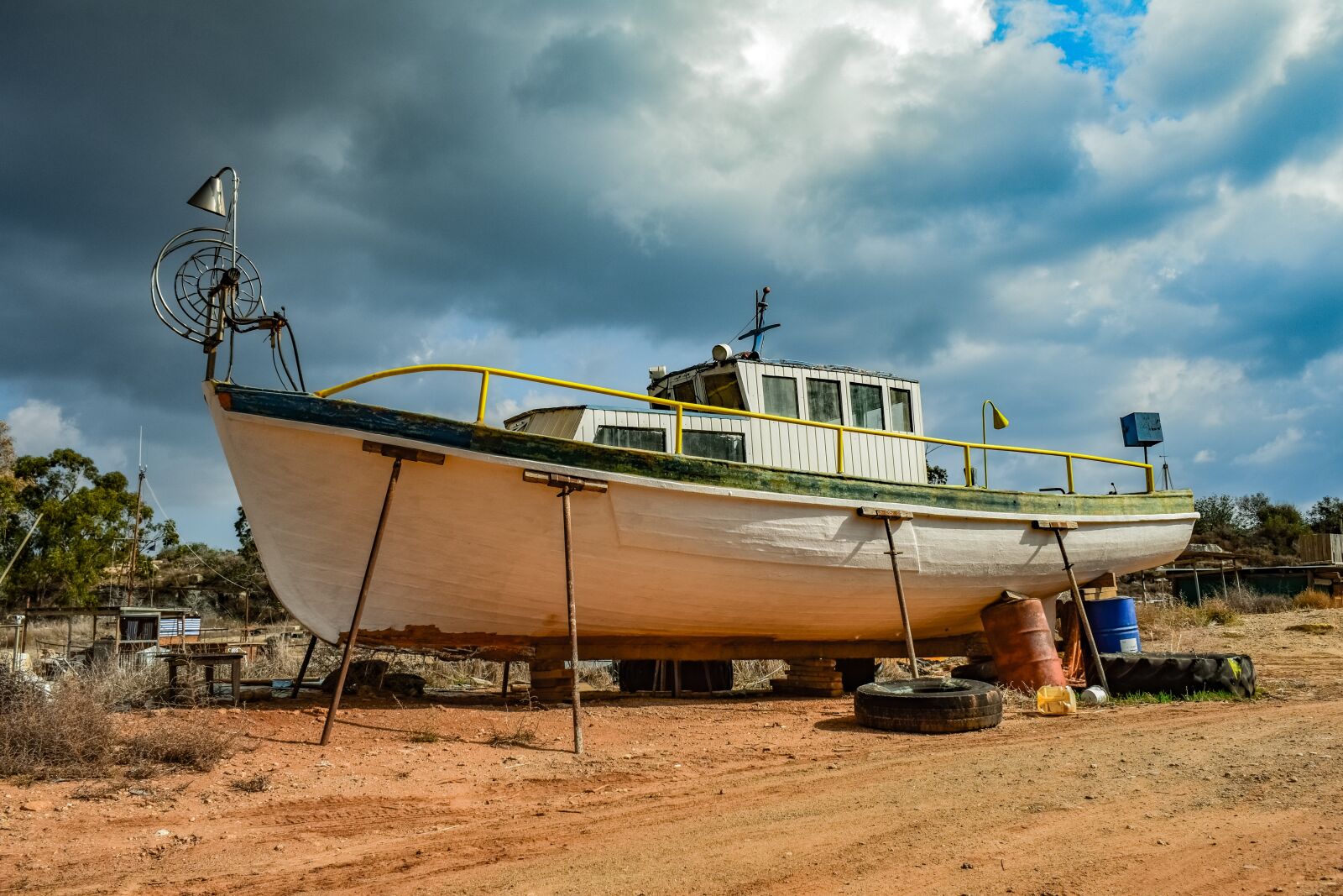 Nikon D3300 sample photo. Fishing boat, wooden, traditional photography