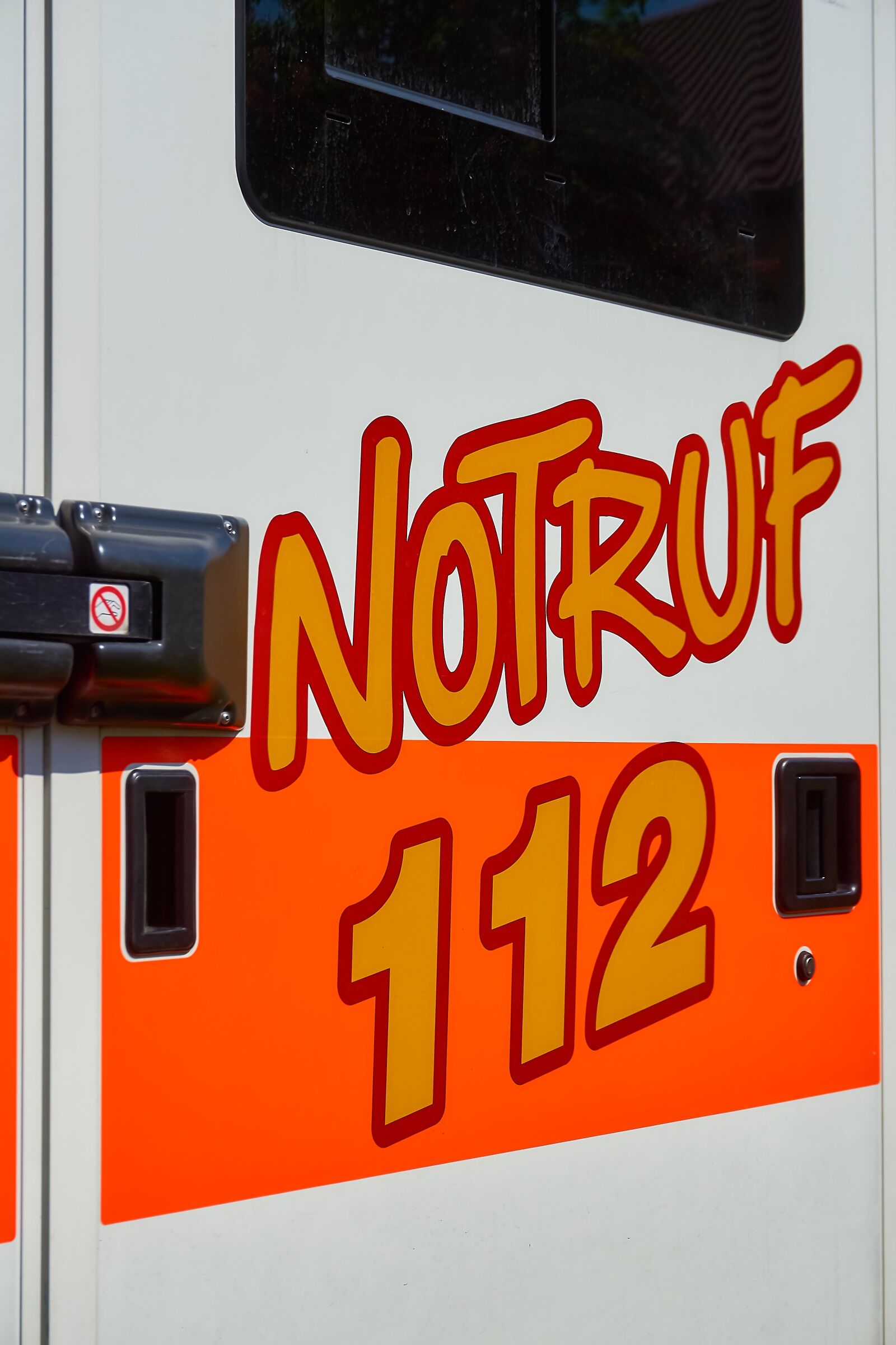 Sony a6000 sample photo. Ambulance, asb, emergency photography