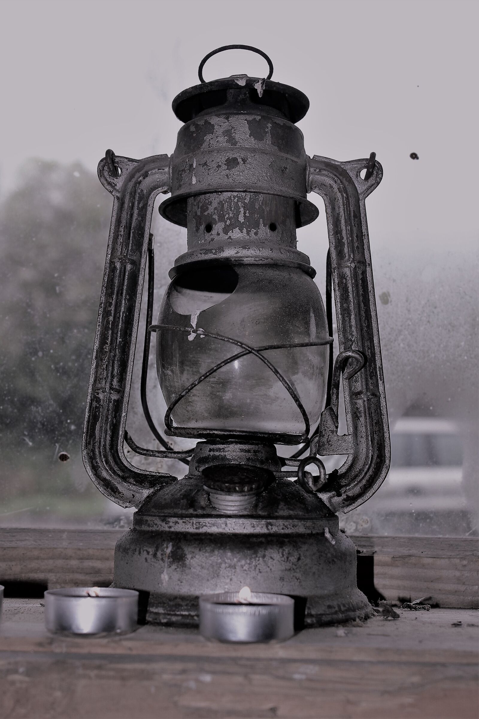 Canon EOS 550D (EOS Rebel T2i / EOS Kiss X4) sample photo. Lantern, old, vintage photography