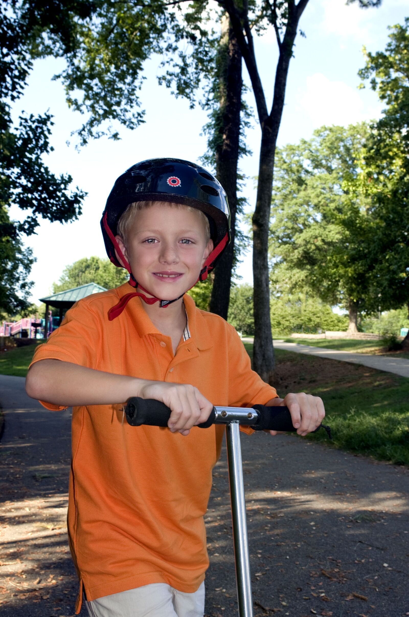 Nikon D300 sample photo. Young boy, day, fun photography