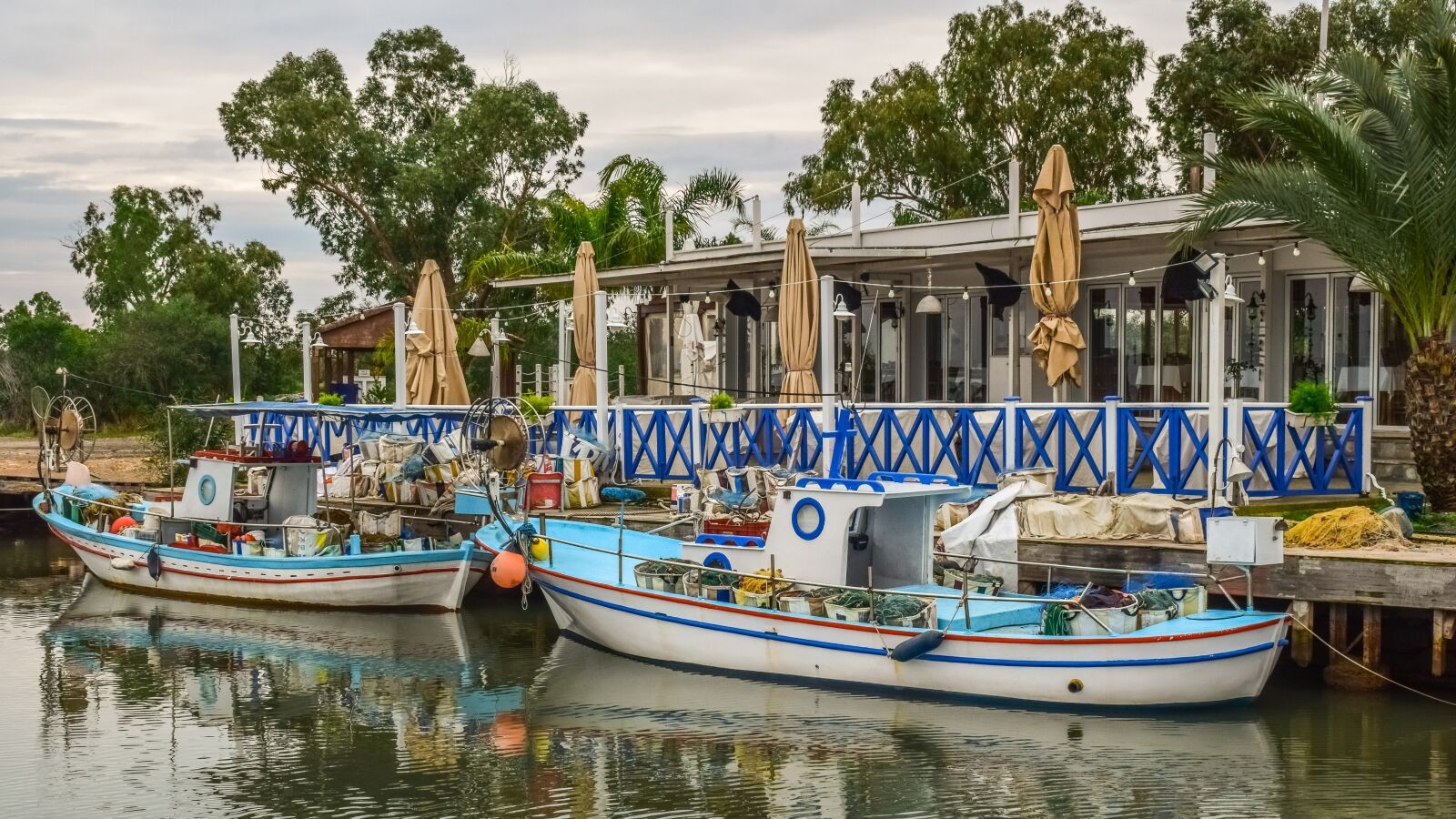 Nikon D3300 sample photo. Fishing boats, dock, fishing photography