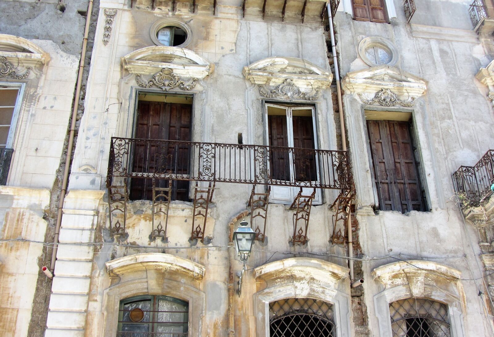 Canon PowerShot SX220 HS sample photo. Sicilie, palermo, expiration photography