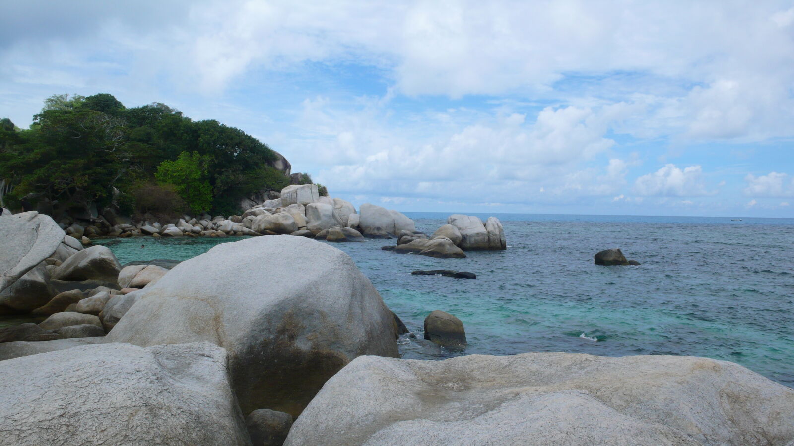 Panasonic DMC-LX2 sample photo. Beach, belitung, granite, indonesia photography