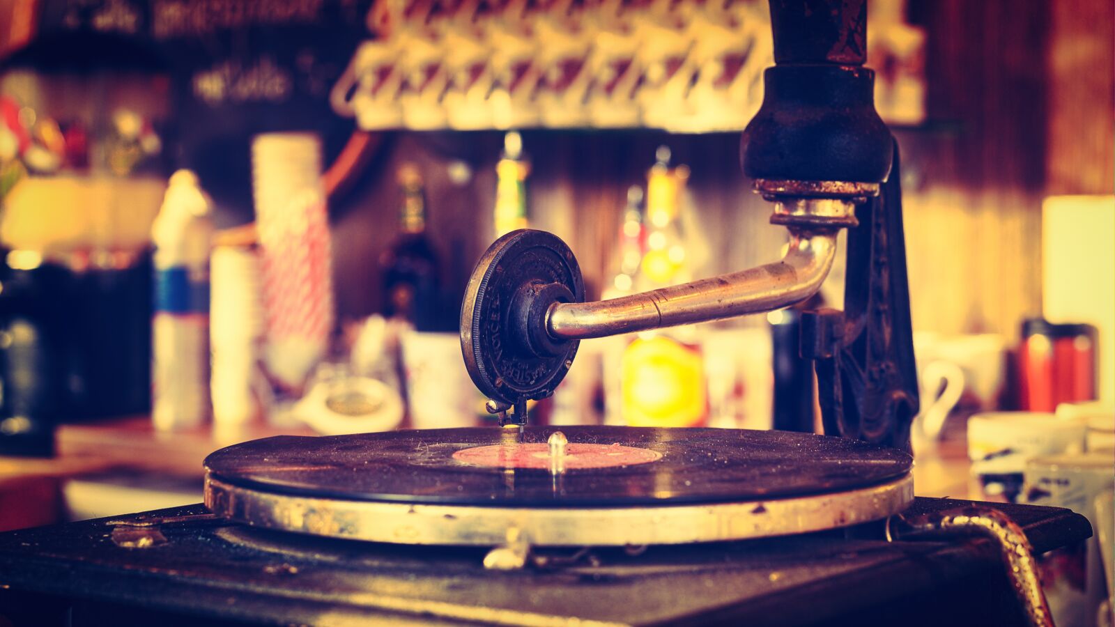 Nikon Z6 sample photo. Turntable, gramophone, records photography