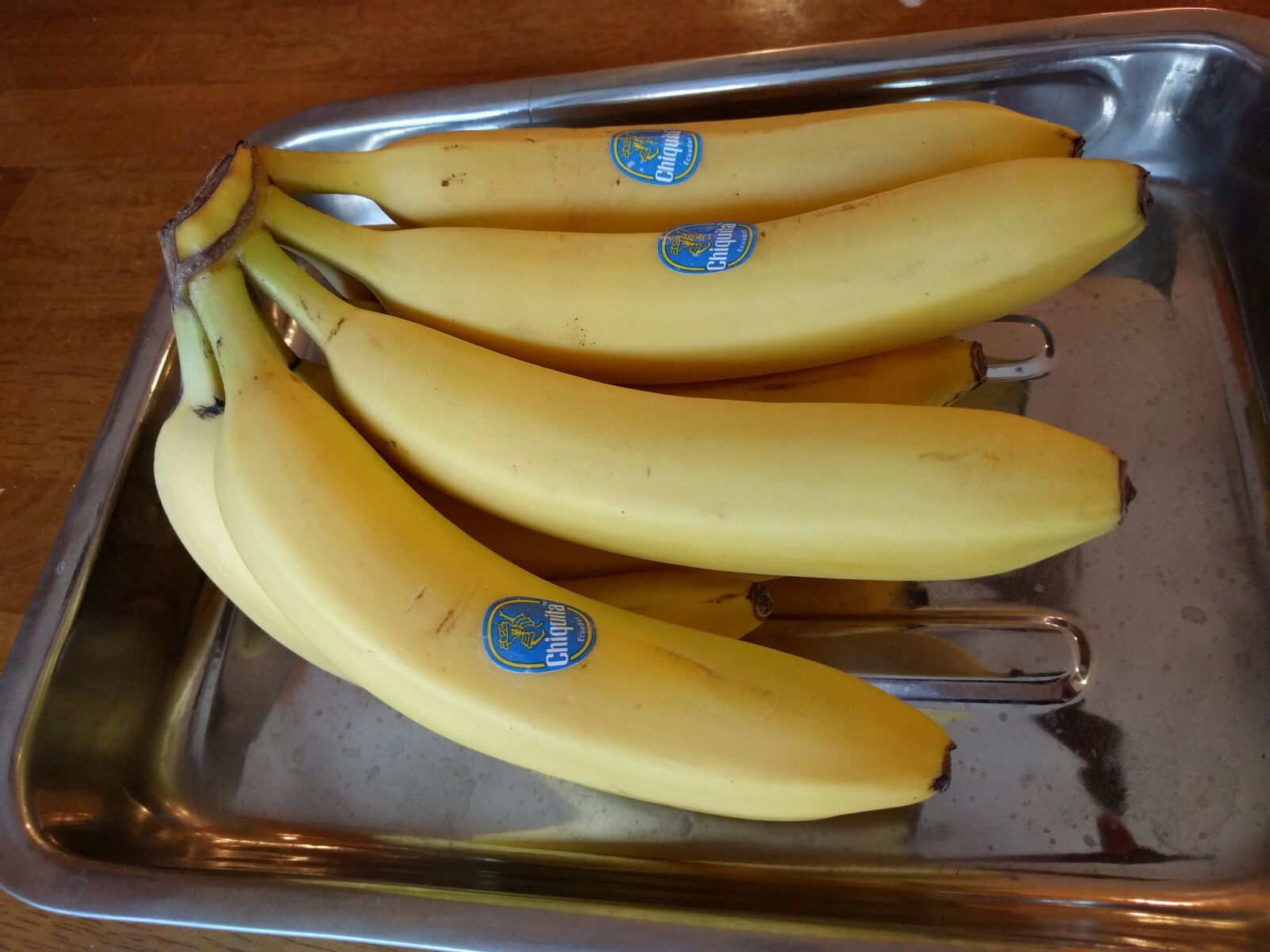 LG Nexus 5X sample photo. Banana, offering, fruit photography