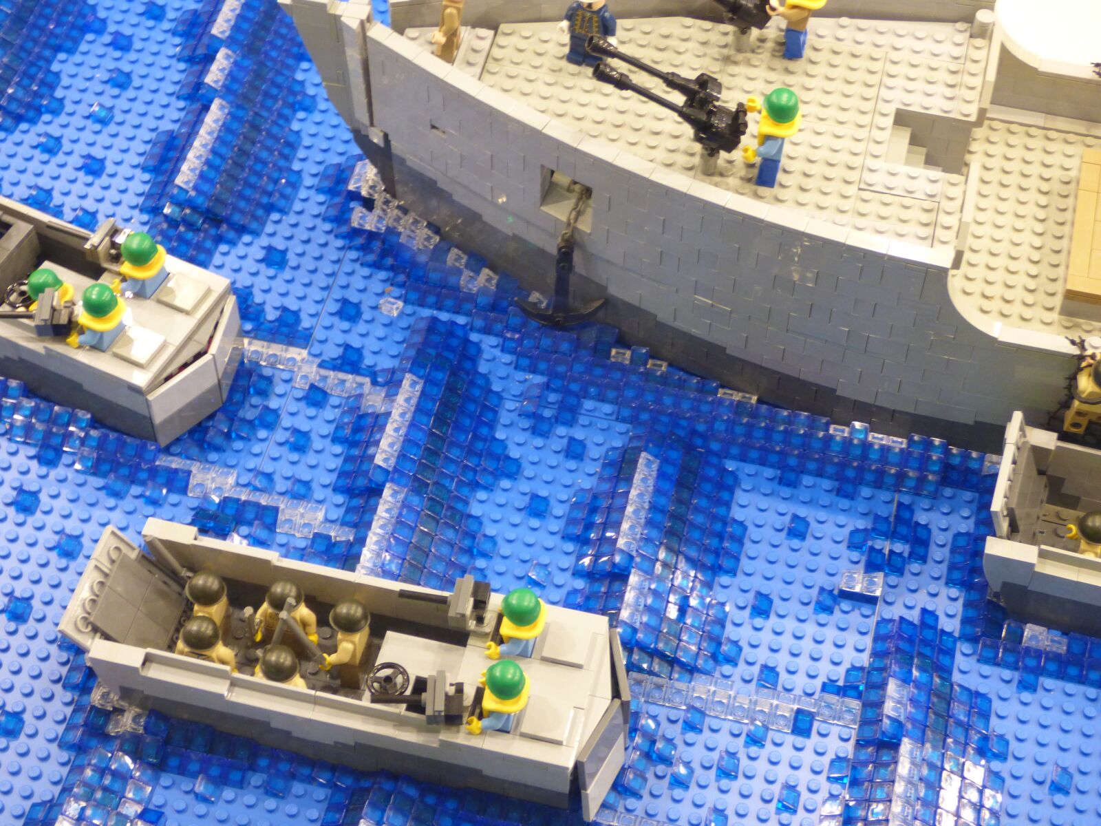 Panasonic DMC-FZ72 sample photo. Lego, water, pads photography