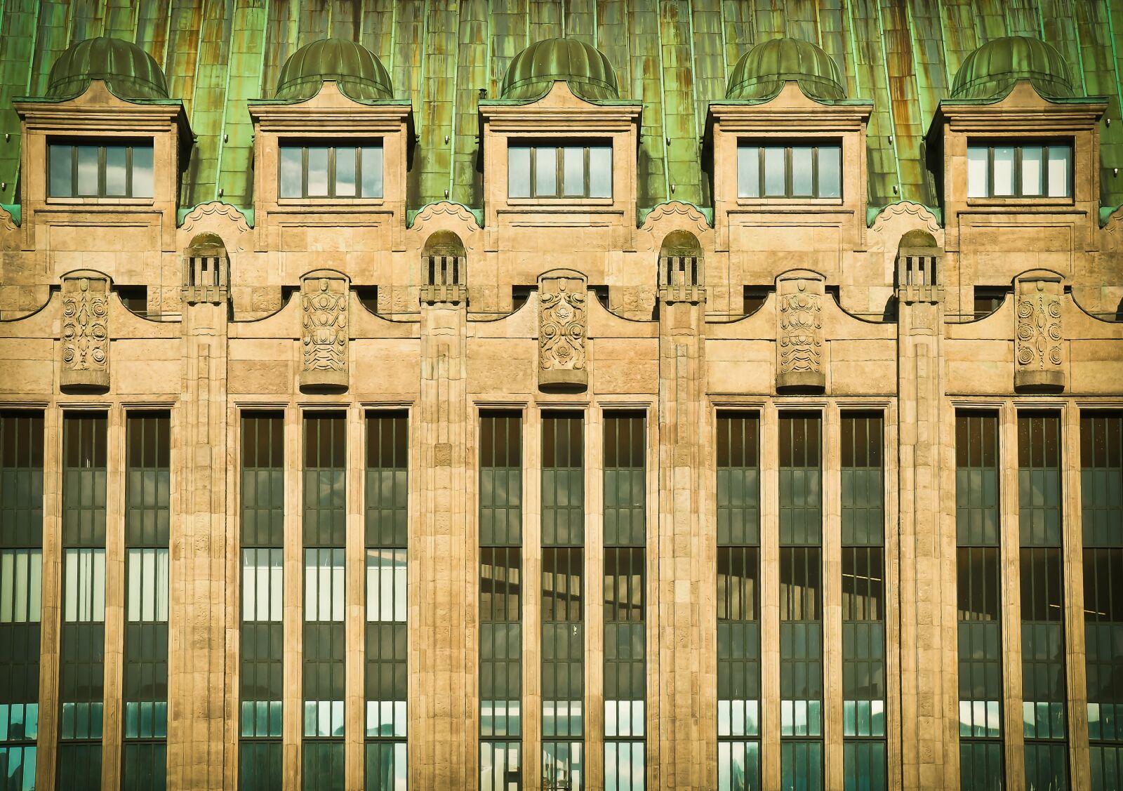 Olympus OM-D E-M10 sample photo. Architecture, facade, building photography