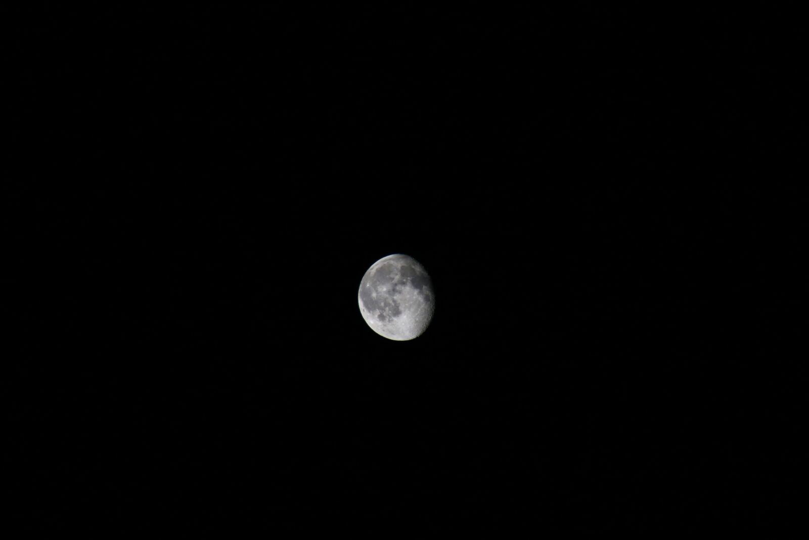 Canon EOS 750D (EOS Rebel T6i / EOS Kiss X8i) sample photo. Moon, stars, night photography