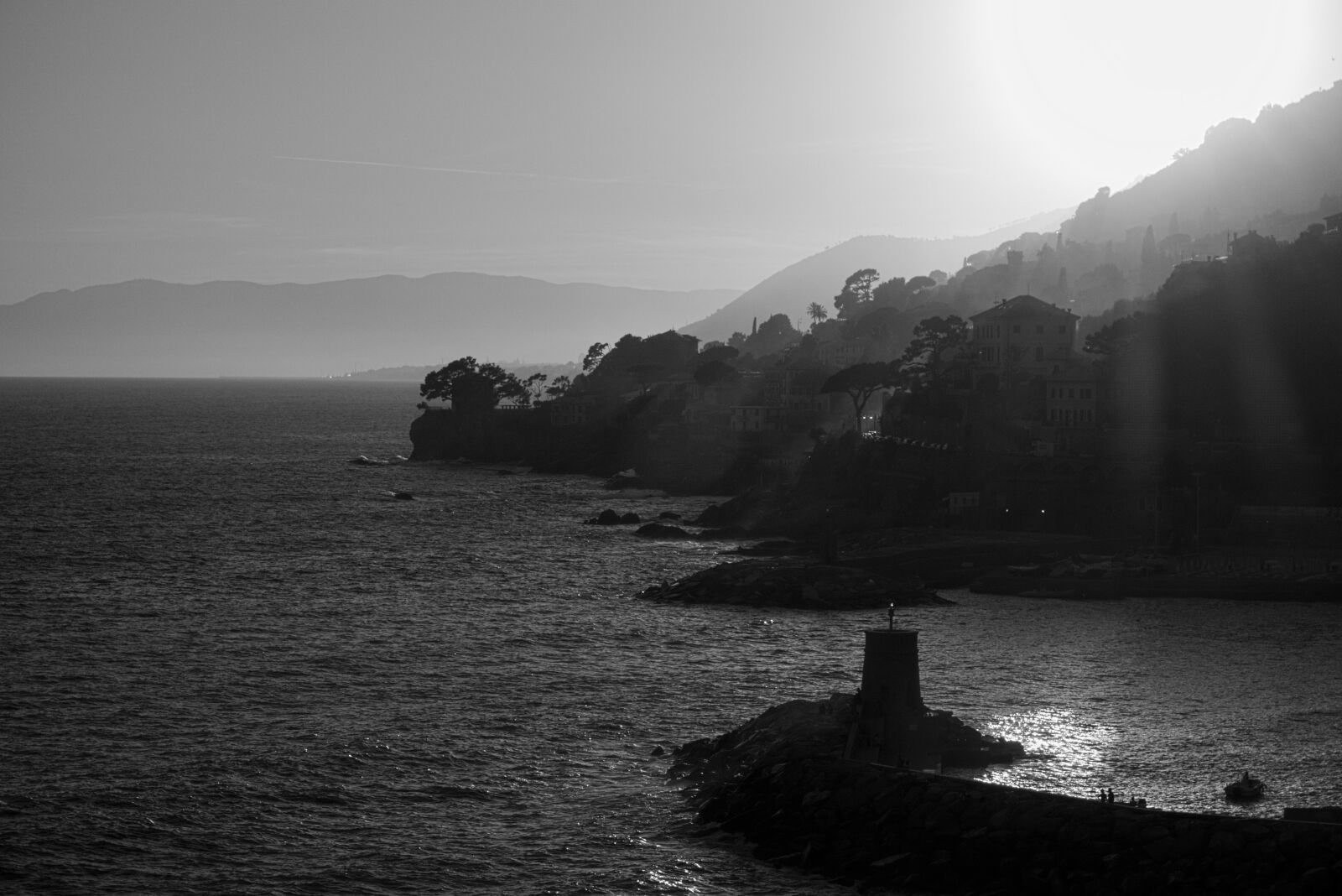 Sony Cyber-shot DSC-RX100 sample photo. Recco, liguria, sunset photography