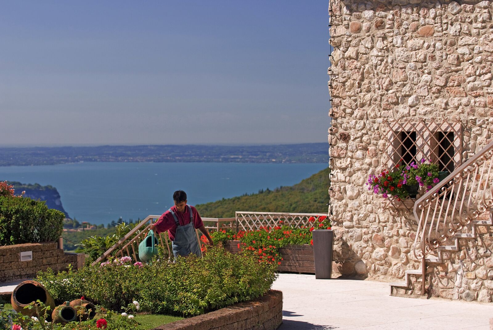 Nikon D60 sample photo. Lake, garda, gardening photography