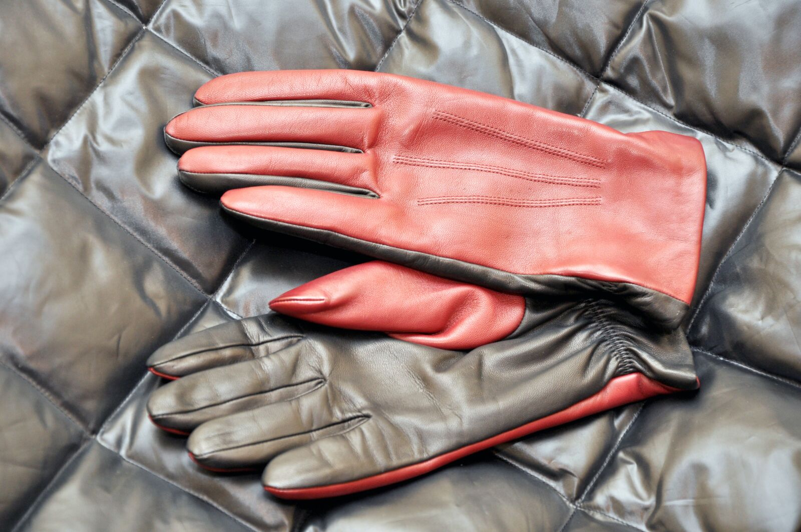 Nikon D90 sample photo. Fashion, leather gloves, gloves photography