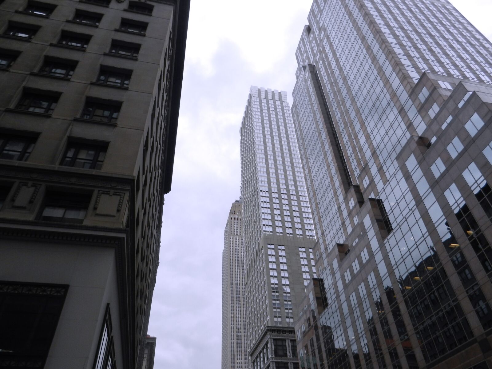 Nikon Coolpix S9100 sample photo. Building, city, architecture photography
