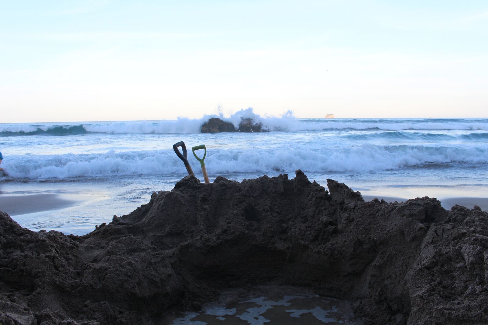 Canon EOS 700D (EOS Rebel T5i / EOS Kiss X7i) sample photo. Hot water beach, new photography