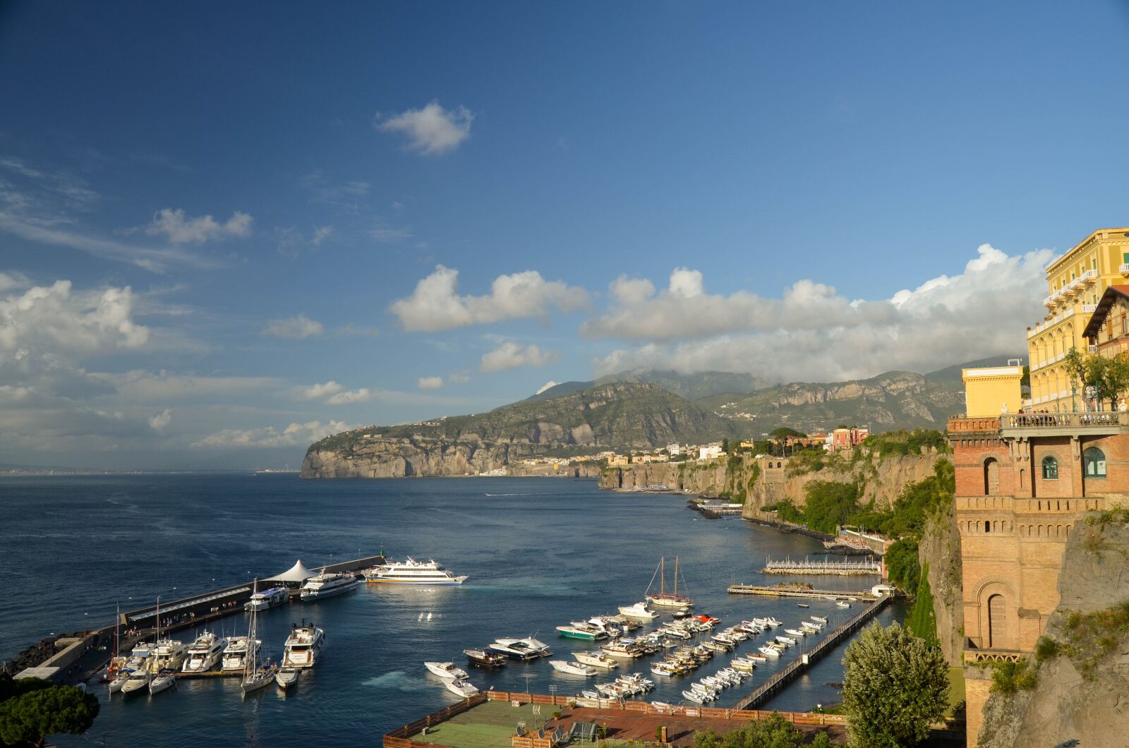 Nikon D5100 sample photo. Sorrento, italy, marine photography