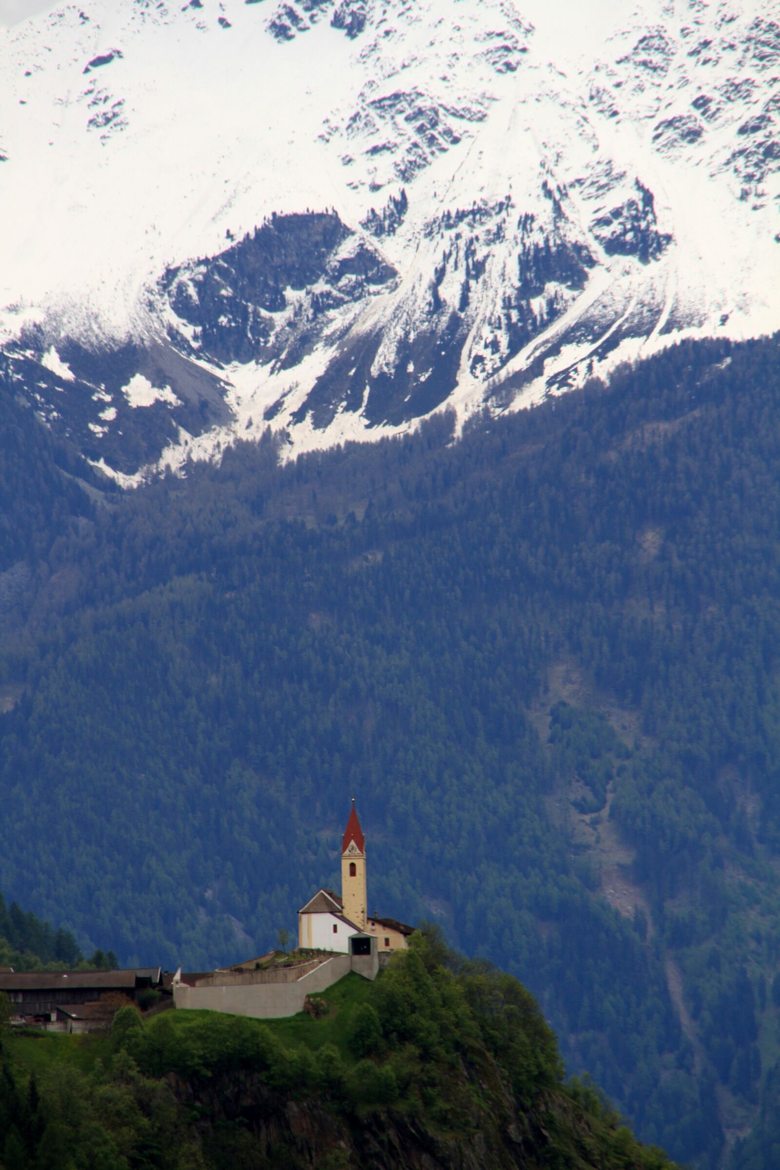 Canon EOS 7D sample photo. Bergdorf, church, dolomites photography