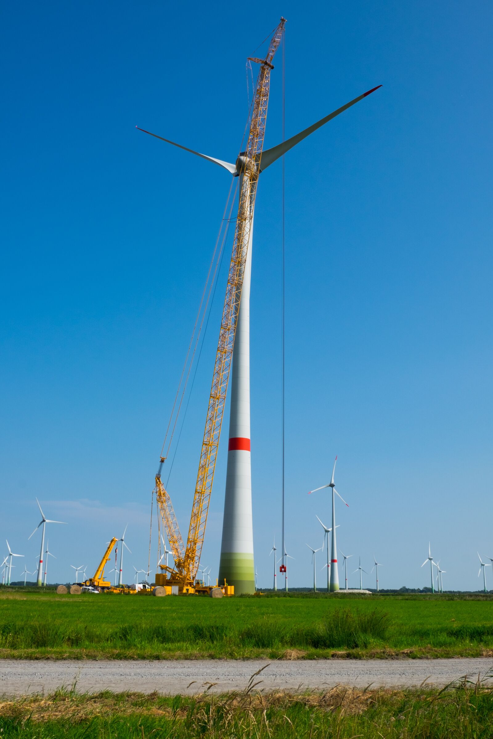 Fujifilm XF 16-55mm F2.8 R LM WR sample photo. Pinwheel, wind turbine, wind photography