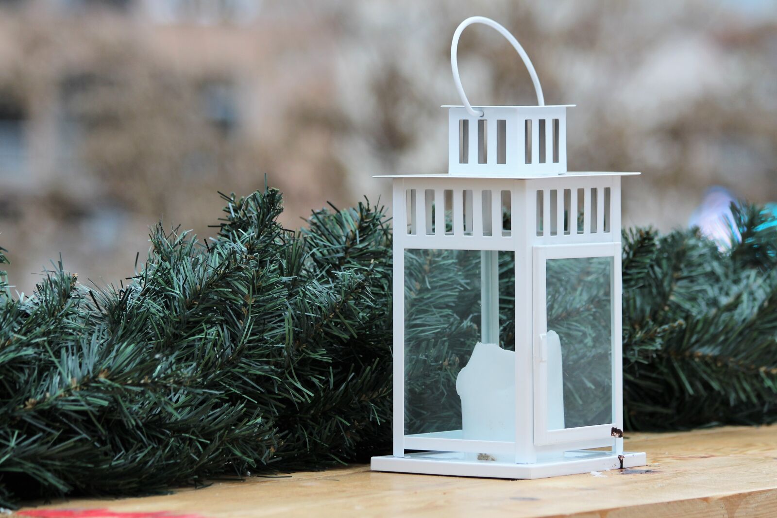 Canon EOS 600D (Rebel EOS T3i / EOS Kiss X5) sample photo. White lantern, lamp, decoration photography