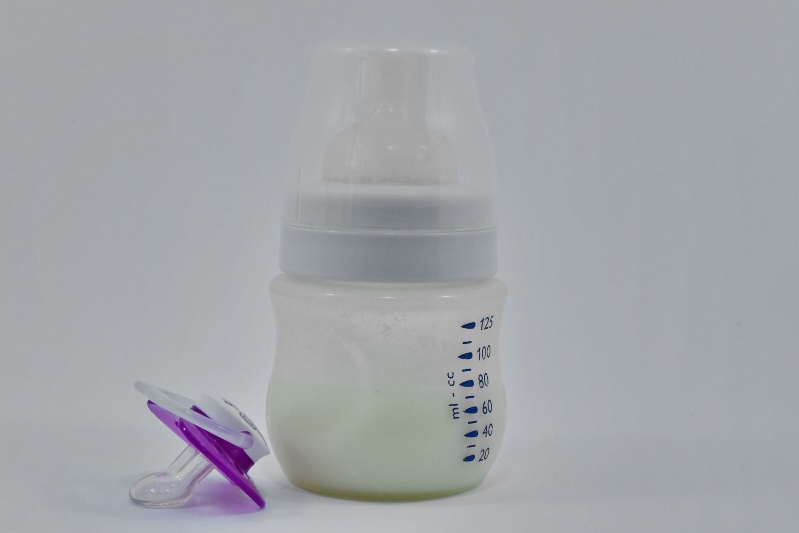 Nikon D5500 sample photo. Baby, bottle, milk, object photography