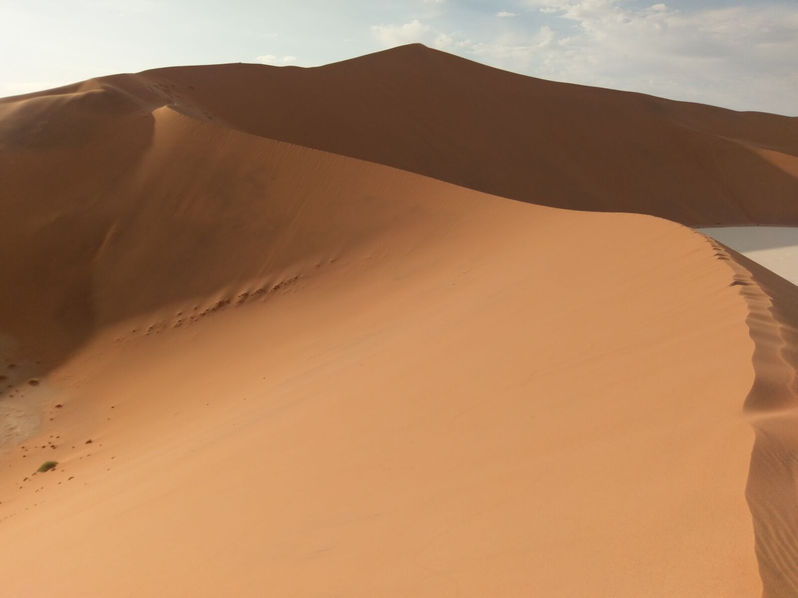 HTC 10 sample photo. Sand, dune, desert photography