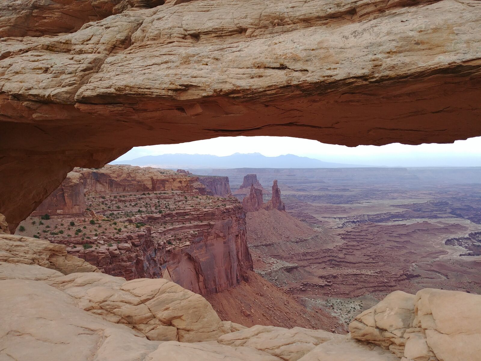 LG G6 sample photo. Mesa arch, canyonlands, utah photography