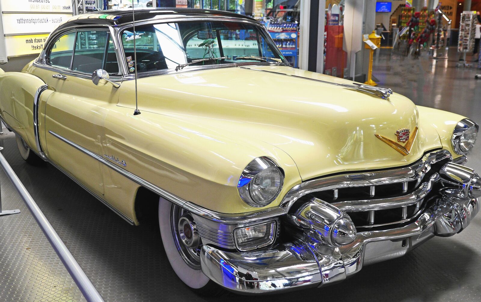 Panasonic Lumix DMC-GH3 sample photo. Car, vehicle, transportation, metallic photography