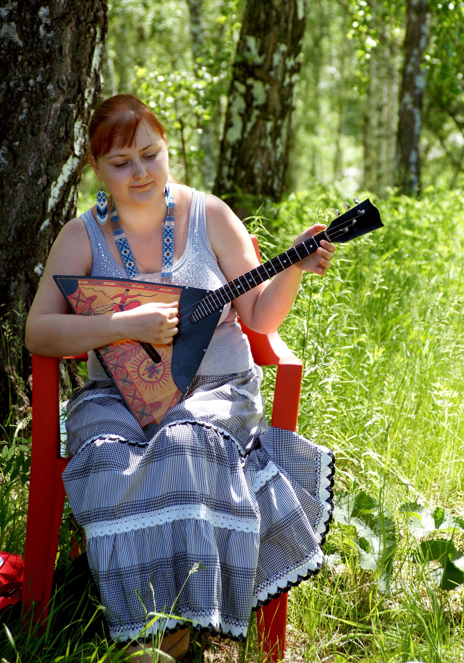 Sony Alpha DSLR-A850 sample photo. Girl with balalaika, musical photography