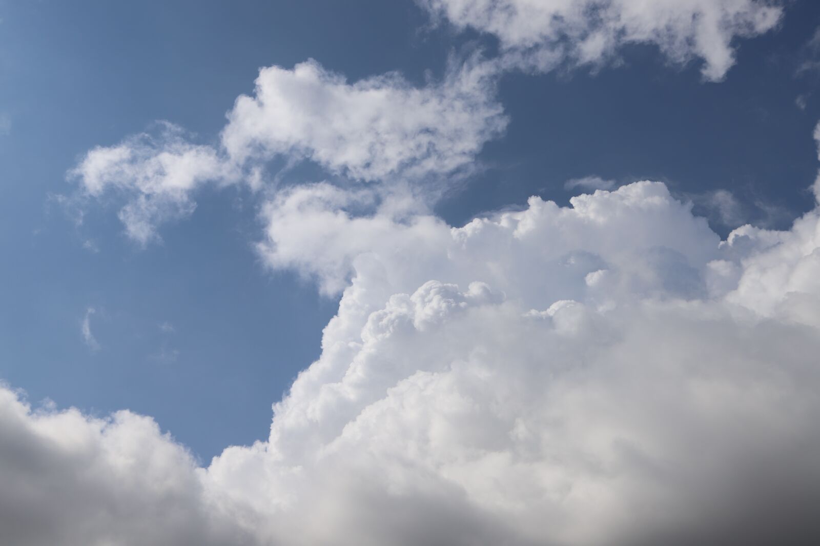 Canon EOS 6D Mark II sample photo. Cloud, clouds, sky photography