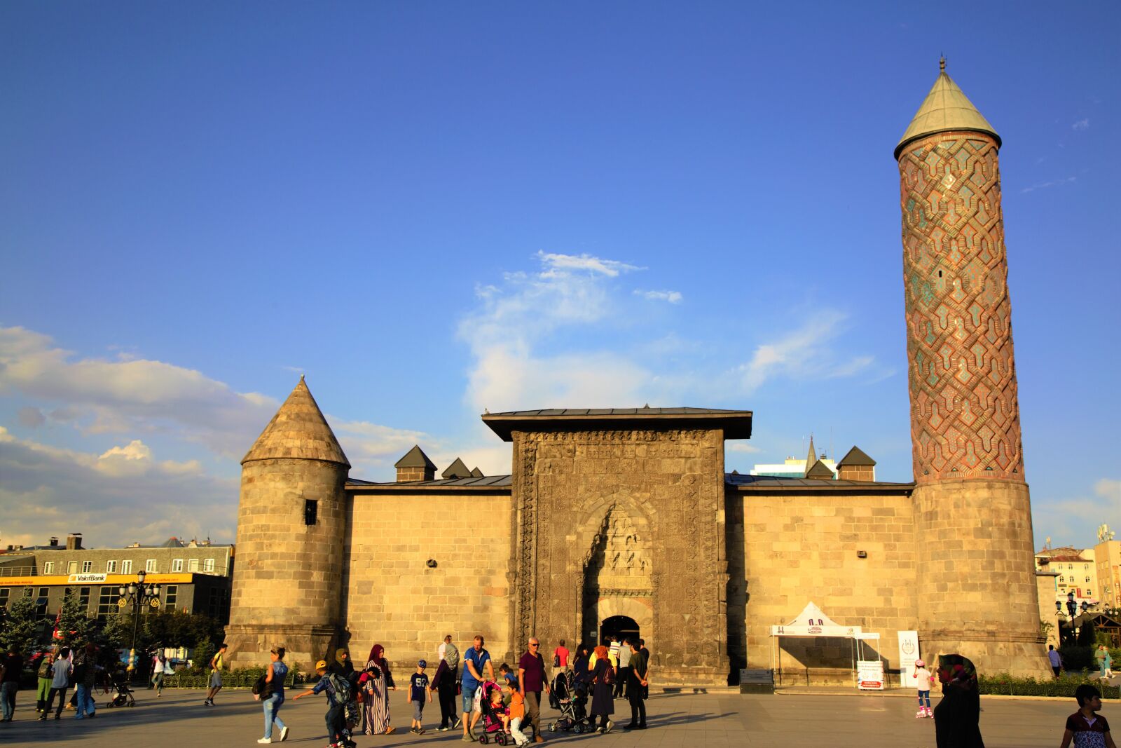 Canon EOS 5D Mark III sample photo. Cami, minaret, stone photography