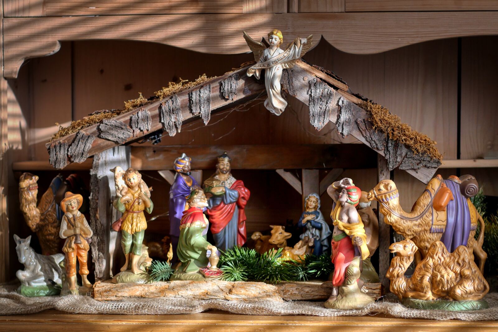 Panasonic Lumix DC-G90 (Lumix DC-G91) sample photo. Crib, maria, josef photography