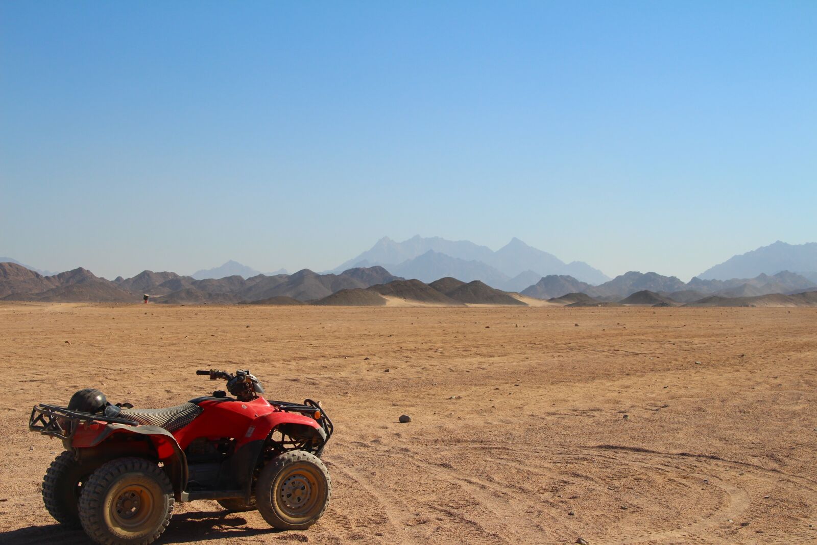 Canon EOS 700D (EOS Rebel T5i / EOS Kiss X7i) sample photo. Desert, quad, sand photography